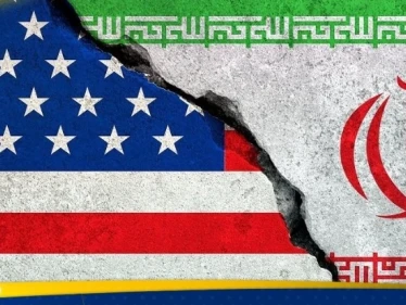 غضب عارم في إيران.. فيلق القدس يهدد أمريكا وبزشكيان يوجه رسالة حاسمة