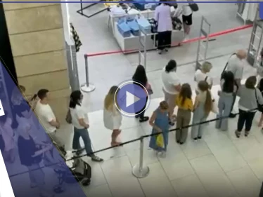 بالفيديو|| حسناوات روسيا في طوابير أمام متجر ماركة عالمية قبل إغلاقه نهائياً