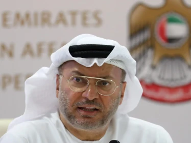 مستشار الرئيس الإماراتي يتحدث عن عملية الحوثي في أبو ظبي وبيانات لعدد من الدول حول الأمر