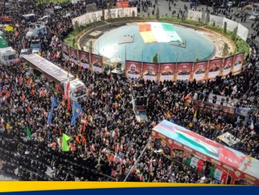 شاهد|| إيران تشييع قادة وعلماء قتلوا في حرب الـ12 يوما.. وسط هتافات مناهضة لأمريكا