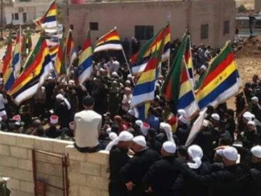 قتلى ضباط للأسد بدرعا إثر لغم أرضي، و"رجال الكرامة" تحلُّ أحد تشكيلاتها