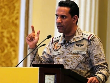 التحالف ينفذ ضربات جوية في صنعاء.. ويطالب المدنيين بعدم التجمع حول مكان هام