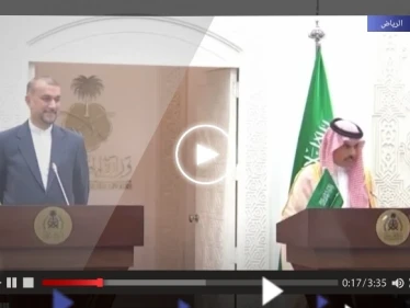 وزير الخارجية الإيراني يثير ضجة على التواصل الاجتماعي بما قاله في السعودية (فيديو)