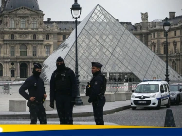 سرقة اللوفر.. القبض على أشخاص جدد والكنز لا يزال مفقودا سرقة اللوفر.. القبض على أشخاص جدد والكنز لا يزال مفقودا - وكالة ستيب نيوز