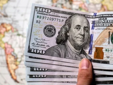 دولار السوق السوداء يشهد مستوى جديد