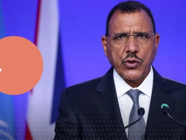 بايدن يدعو للإفراج الفوري عن رئيس النيجر محمد بازوم وعائلته