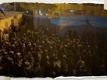 السويد تتخذ خطوة بعد إضرام محتجين عراقيين النار بـ السفارة السويدية في بغداد