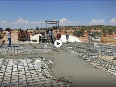 انتشار البطالة في محافظة إدلب يجبر العمال على العمل بأجور متدنية خوفاً من الجوع