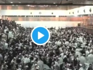بالفيديو|| لحظة انهيار مدرج حديدي بكنيس يهودي في جفعات زئيف بالقدس.. وأنباء عن قتلى وجرحى بالعشرات