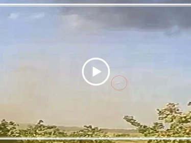 بالفيديو || لحظة سقوط الطيّار بعد تحطّم طائرته على يد المعارضة جنوب ادلب