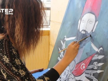 فتاة عفرينية تجسد عبر لوحاتها الفنية الابداع في الرسم لنقل واقع حياتها