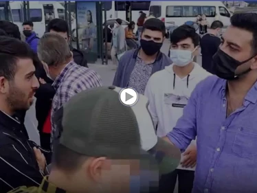 أتراك يقفون في وجه تركي تنمر على لاجئ سوري وهدده بـالطرد على يد "إمام أوغلو" (فيديو)