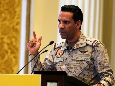 التحالف العربي بقيادة السعودية يرفض تصريحات إيران ويوضح سبب إخلاء "إيرلو" من اليمن