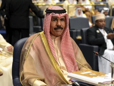 أمير الكويت يصدر مرسوماً بتشكيل الحكومة الجديدة