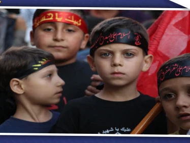 الميليشيات الإيرانية تخرّج الدفعة الأولى من المتدربين على استخدام السلاح من أطفال ديرالزور!