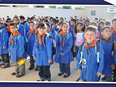 جيل جديد من قصار القامة في المدارس السورية.. وطبيب يكشف الأسباب
