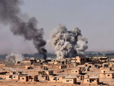 صواريخ مدمّرة يستخدمها التحالف الدولي في الباغوز، والقيادة الأمريكية تربط انسحابها بهزيمة داعش