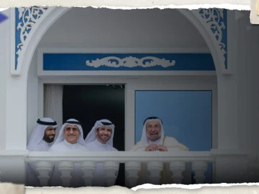 حاكم الشارقة "يعتذر" من إمارتيين ويقدم تعويضاً بآلاف الدراهم لهم (فيديو)