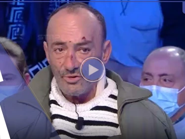 بالفيديو|| شابان يسحلان اثنين من المارة بسيارتهما في شوارع باريس وهما يضحكان ويزيدان السرعة