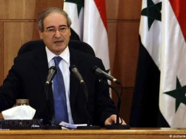 المقداد يكشف السبب وراء الاعتداء على الناخبين السوريين في لبنان.. مطالباً الحكومة اللبنانية بمعاقبة المعتدين