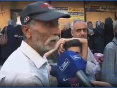 بالفيديو|| "أنتوا مو موجوعين احكوا".. صرخات للأهالي على طوابير الخبز في العاصمة والنظام يعتقل العشرات منهم