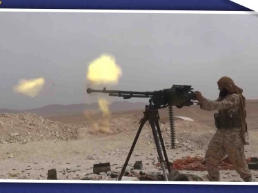 "داعش" يهاجم نقاطاً لقوات النظام بدير الزور ويقطع طريقاً دولياً لساعات