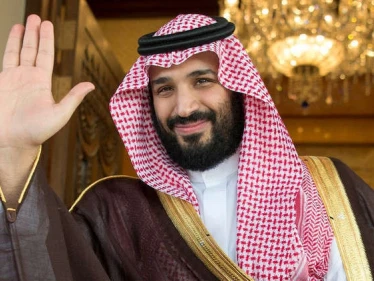 بالفيديو|| مراسم استقبال ولي العهد السعودي للحكام المشاركين بـ"القمة الخليجية" في الرياض