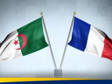 مع مهلة 48 ساعة.. الجزائر تطرد 12 دبلوماسياً فرنسيا وتوضح السبب