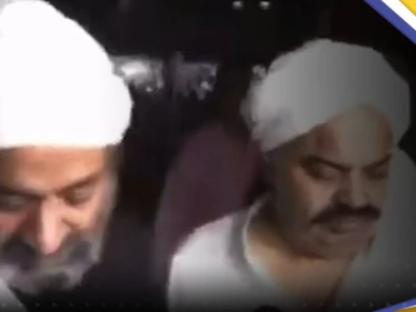 مشهد "صادم" لقتل نائب هندي سابق وشقيقه من الأقلية "المسلمة" على الهواء مباشرة