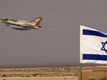صحيفة روسية: لهذا السبب سمحت روسيا لإسرائيل بقصف سوريا مجددًا