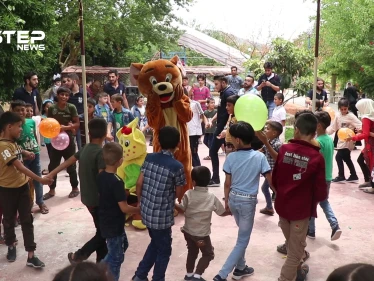 حفل ترفيهي لأكثر من 100 طفل يتيم في مدينة دركوش بريف إدلب