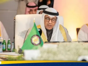 اعتداءات إيران تضرب جدار الثقة رسائل حازمة من القمة الخليجية لمواجهة زعزعة الاستقرار - وكالة ستيب نيوز