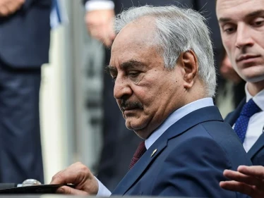 حفتر يعتزم الترشح لانتخابات الرئاسة في ليبيا