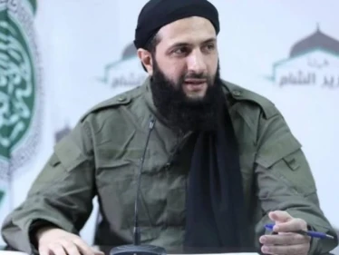 مصدر يكشف تفاصيل لقاءٍ جمع الجولاني وممثل عن جهاز الاستخبارات السرية البريطاني بمعبر باب الهوى
