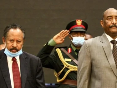 اتفاق على حل مجلسي السيادة والوزراء في السودان بتطور مفاجئ في المشهد السياسي بالبلاد