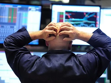 البنك الدولي يكشف عن أسوأ انهيار اقتصادي بالعالم ضمن دولة عربية بالشرق الأوسط ويحذّر