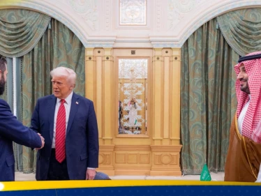 بعد إعلان ترامب رفع العقوبات عن سوريا.. مصادر تكشف عن تحرك أمريكي لتطبيق القرار