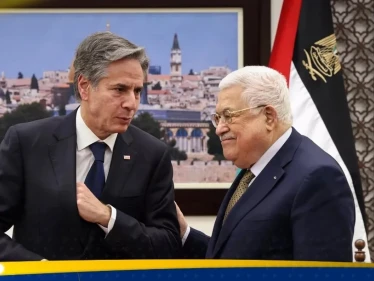 الرئاسة الفلسطينية تكشف تفاصيل لقاء عباس مع بلينكن وماذا طلب من واشنطن
