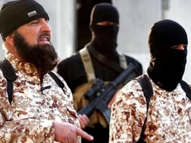 مقتل قيادي إيراني بداعش خلال معارك هجين، والتحالف يرتكب مجزرة بحق 25 شخصًا