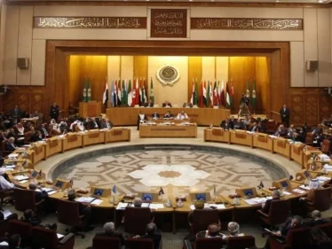 42 نائباً ليبياً يدعون لتأجيل جلسة منح الثقة للحكومة غداً.. والسفارة الأمريكية توجه رسالة لهم
