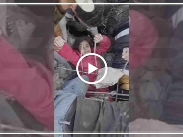 شاهد بالفيديو لحظة استخراج طفلة من تحت الأنقاض جنوب إدلب
