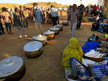 إقليم دارفور ينال الحكم الذاتي قانونياً والإثيوبيون يعبرون الحدود إلى السودان بموجة نزوحٍ جديدة