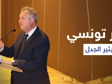 بالفيديو|| بعد ساعات من إقالته وتواريه عن الأنظار.. هذا ما فعله وزير تونسي في شوارع إيطاليا