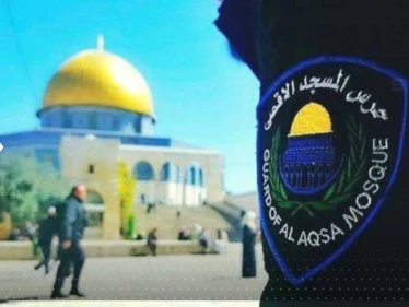كان مرتدياً زياً مدنياً.. حراس الأقصى يكتشفون مستوطناً كان يحمل سكيناً