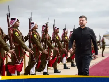 زيلينسكي يصف اتفاقيات دفاعية مع الخليج بالتاريخية - وكالة ستيب نيوز