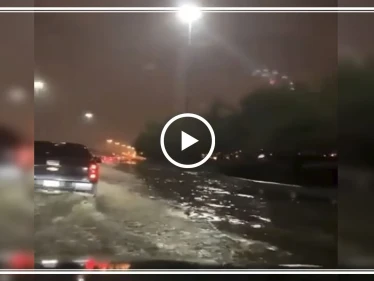 بالفيديو || أمطار غزيرة تغرق شوارع الكويت والشعب يواجهها بالدعابة