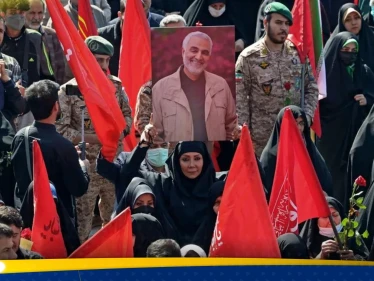 مصادر إيرانية تكشف السبب وراء انفجارين قرب مقبرة قاسم سليماني (فيديو)
