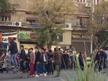 شبانُ المصالحات .. عبيدٌ مصفدة في سوقِ نخاسة الأسد