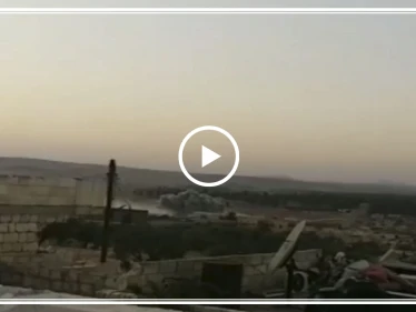 قصف جوي يوقع قتلى مدنيين بجسر الشغور.. ويخرج مركز الدفاع المدني عن الخدمة(فيديو)