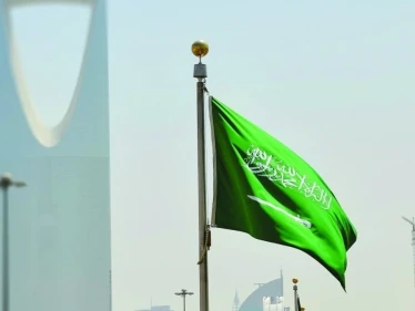 السعودية تحظر استيراد لحوم الدواجن والبيض من 3 مناطق بفرنسا.. وتكشف السبب